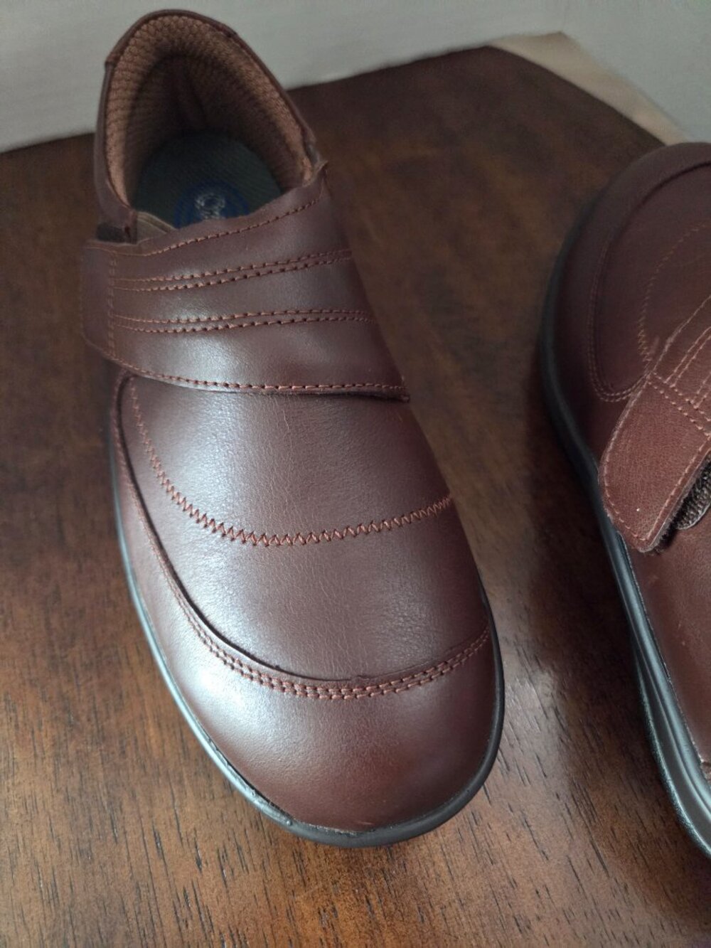 Shoes - Picture 7 of 9